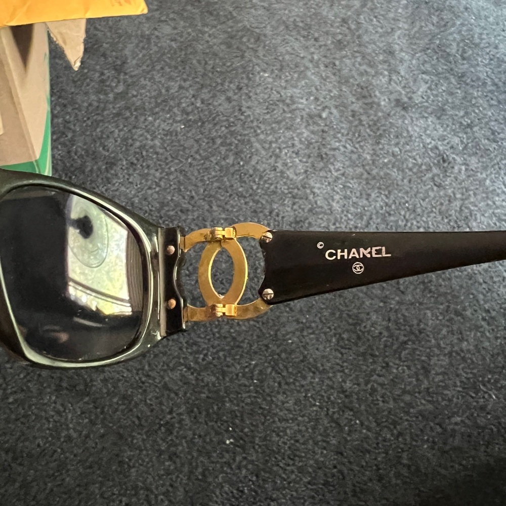 CHANEL Black Sunglasses with Silver Detail